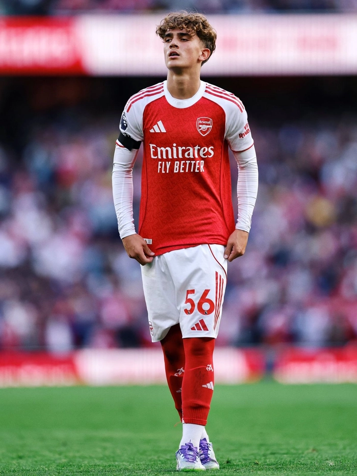 Cầu thủ Max Dowman thi đấu nổi bật