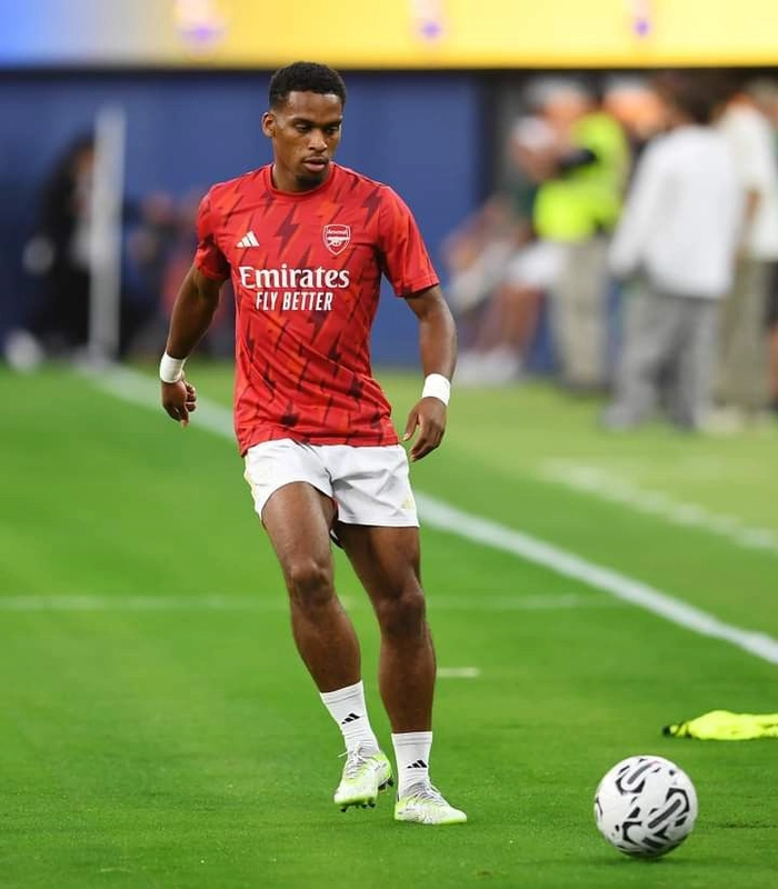 Jurriën Timber – Lá chắn thép mới của hàng thủ Arsenal