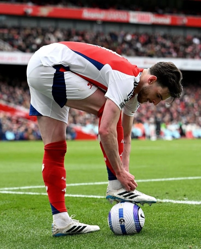 Declan Rice Real Madrid trong bối cảnh trận đấu