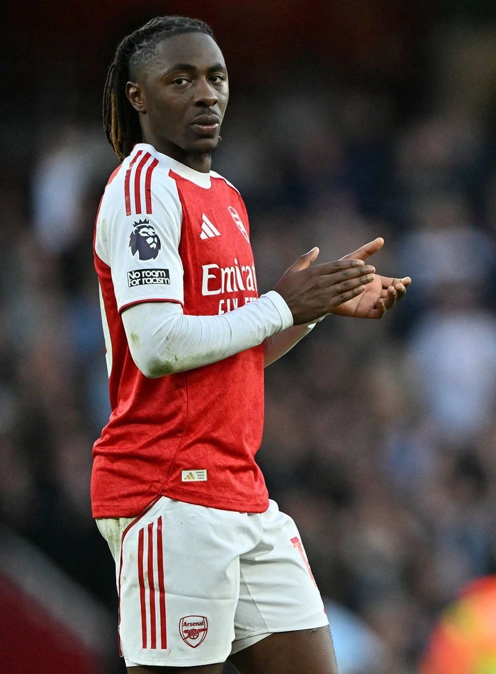 Eberechi Eze trong một trận đấu đỉnh cao