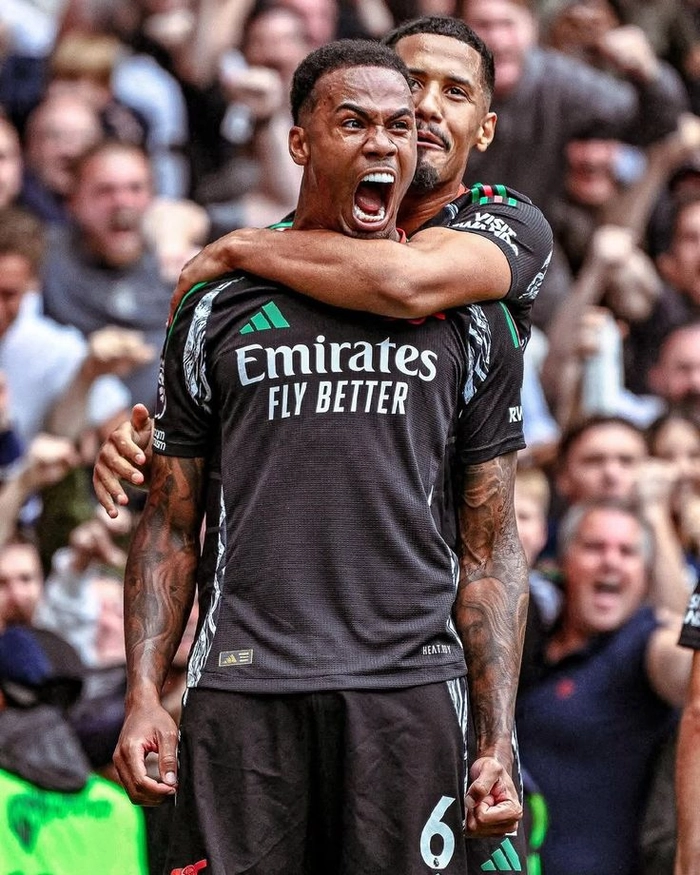 Gabriel Magalhaes trong một trận đấu