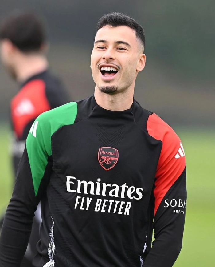 Gabriel Martinelli Arsenal trong hệ thống pressing