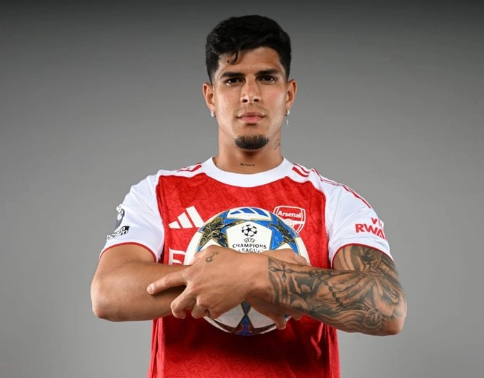 Hậu vệ tham gia phòng ngự