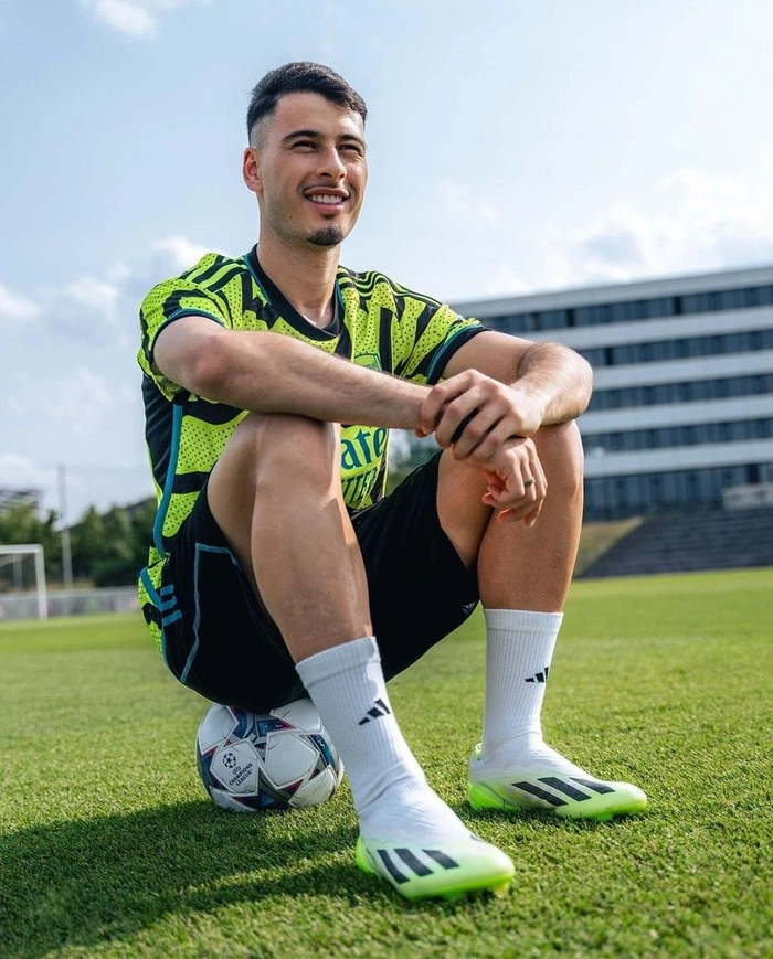 Hình ảnh cầu thủ bóng đá chuyên nghiệp