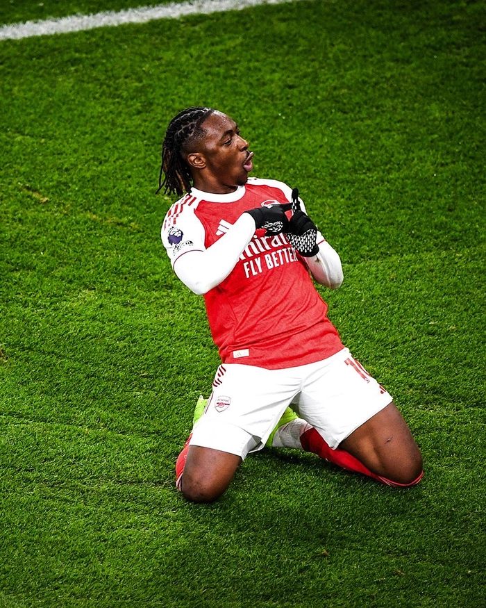 Eberechi Eze – Nghệ sĩ tuyến giữa trong màu áo Arsenal