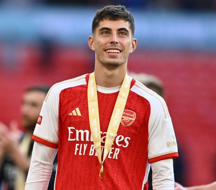 Khoảnh khắc tấn công của cầu thủ châu Âu