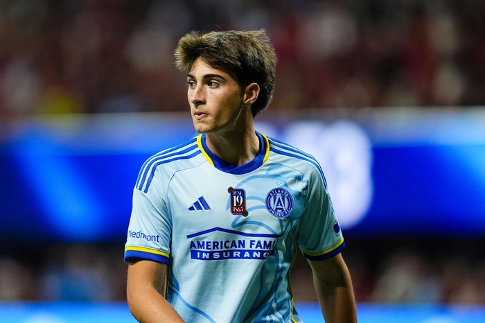 Luke Brennan trong một trận đấu MLS