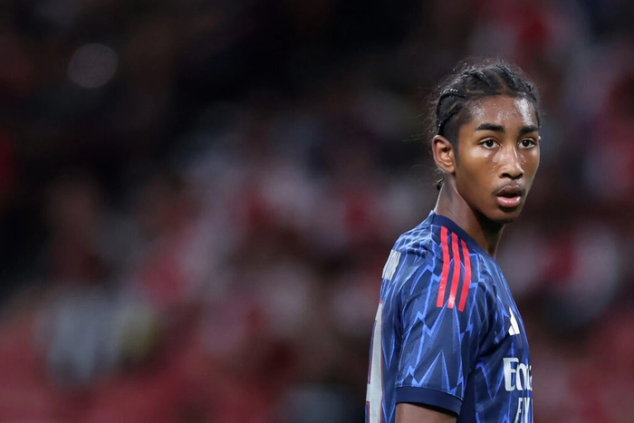 Marli Salmon Arsenal trong màu áo Pháo thủ