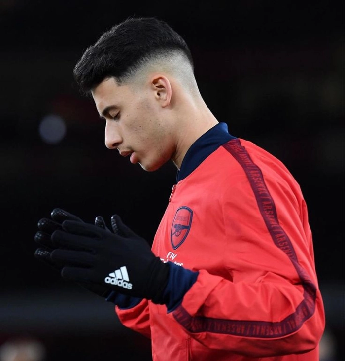 Phong thái thi đấu máu lửa trên sân cỏ