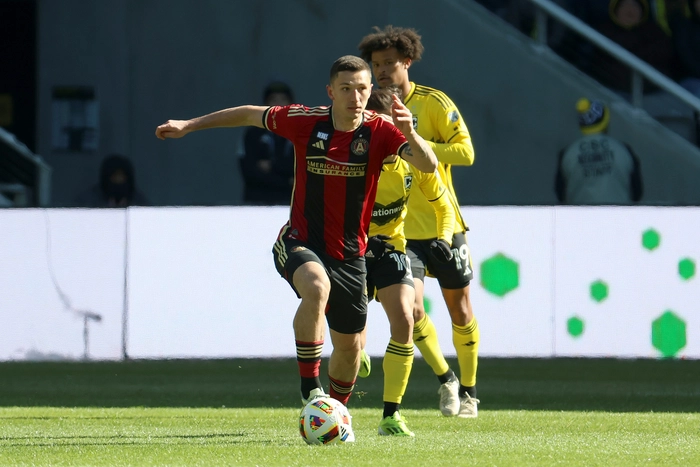 Tiền vệ Atlanta United thi đấu trên sân