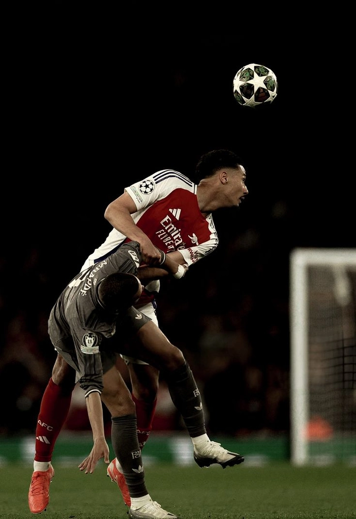 William Saliba đội hiện tại ra sân