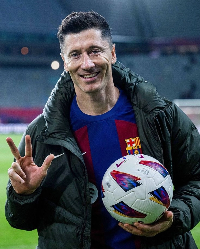 Robert Lewandowski (20)